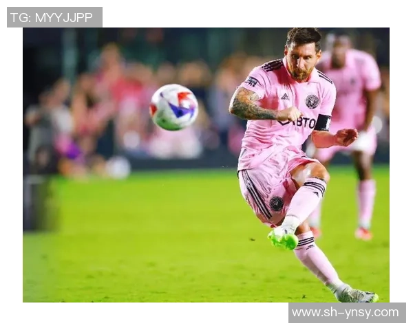 哈登与梅西联手征战世界足坛引发足球巨星跨界合作新潮流